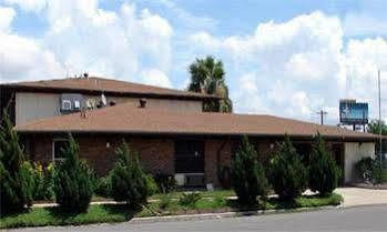 Lockhart Inn